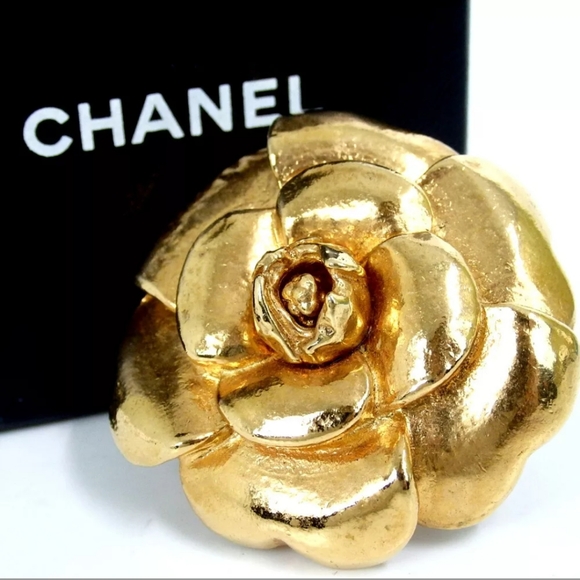 AUTHENTIC CHANEL CAMELLIA VINTAGE BROOCH METAL - Picture 1 of 8